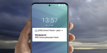 JUNG Smart Panel 8 bei MMDS Der Elektromeister GmbH in Herzogenaurach
